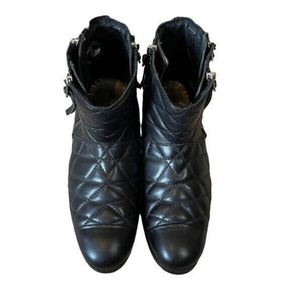 Zadig & Voltaire Black Quilted Ankle Boots - Picture 2 of 13